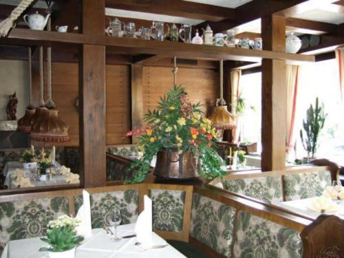 Lindenhof Hotel Mornsheim Ngoại thất bức ảnh