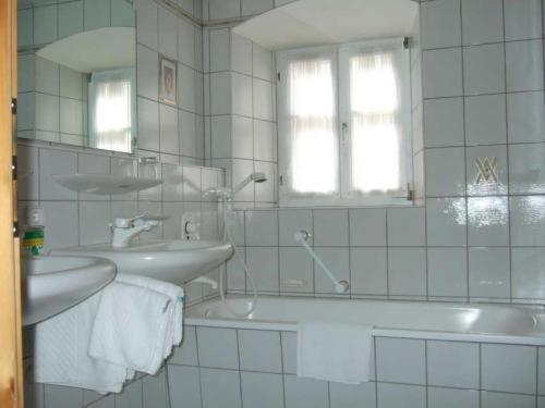 Lindenhof Hotel Mornsheim Ngoại thất bức ảnh